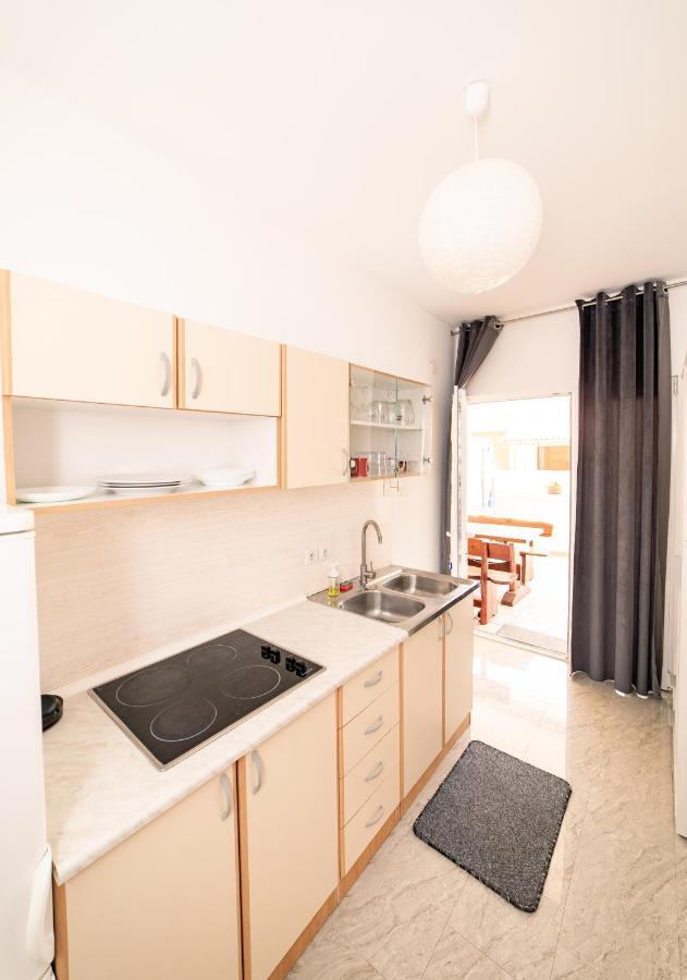 Guesthouse Lastavica Novalja Eksteriør billede